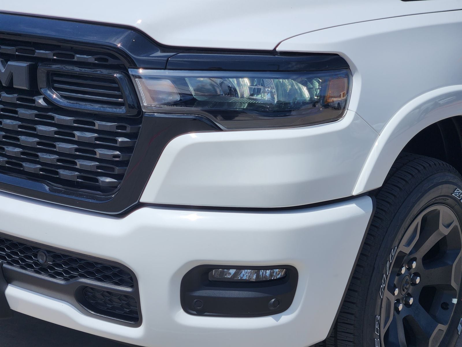 2026 RAM Ram 1500 RAM 1500 LONE STAR CREW CAB 4X4 5'7' BOX