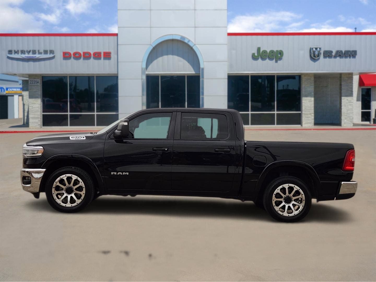 2025 RAM Ram 1500 Lone Star Crew Cab 4x4 5'7' Box