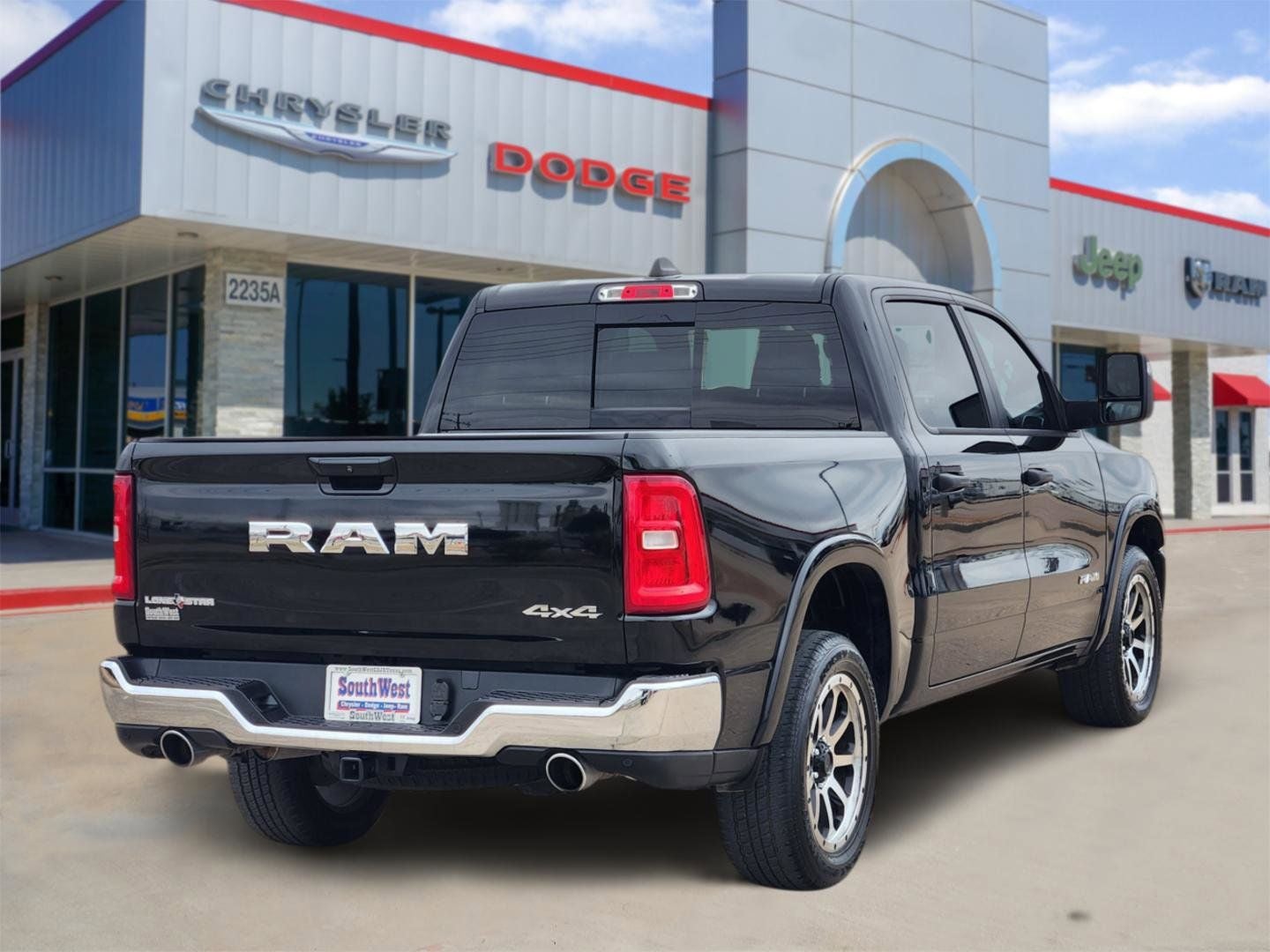 2025 RAM Ram 1500 Lone Star Crew Cab 4x4 5'7' Box