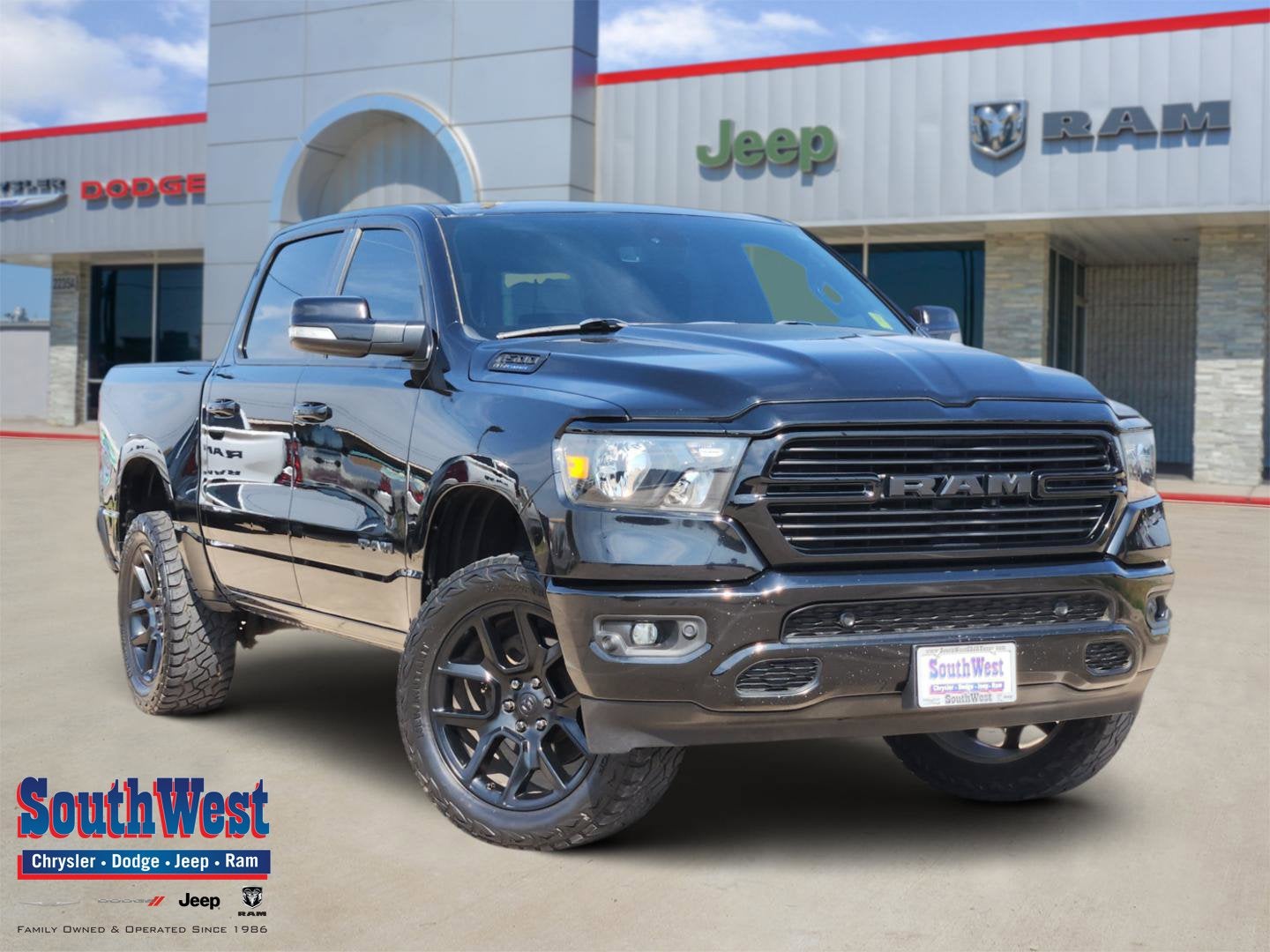 2021 RAM Ram 1500 Big Horn Crew Cab 4x4 5'7' Box