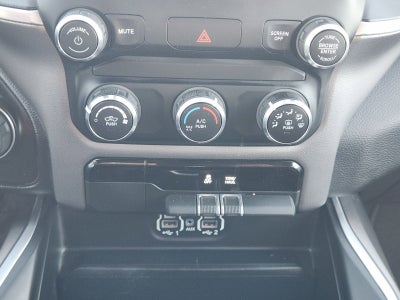 2022 RAM Ram 1500 Lone Star Crew Cab 4x4 5'7' Box