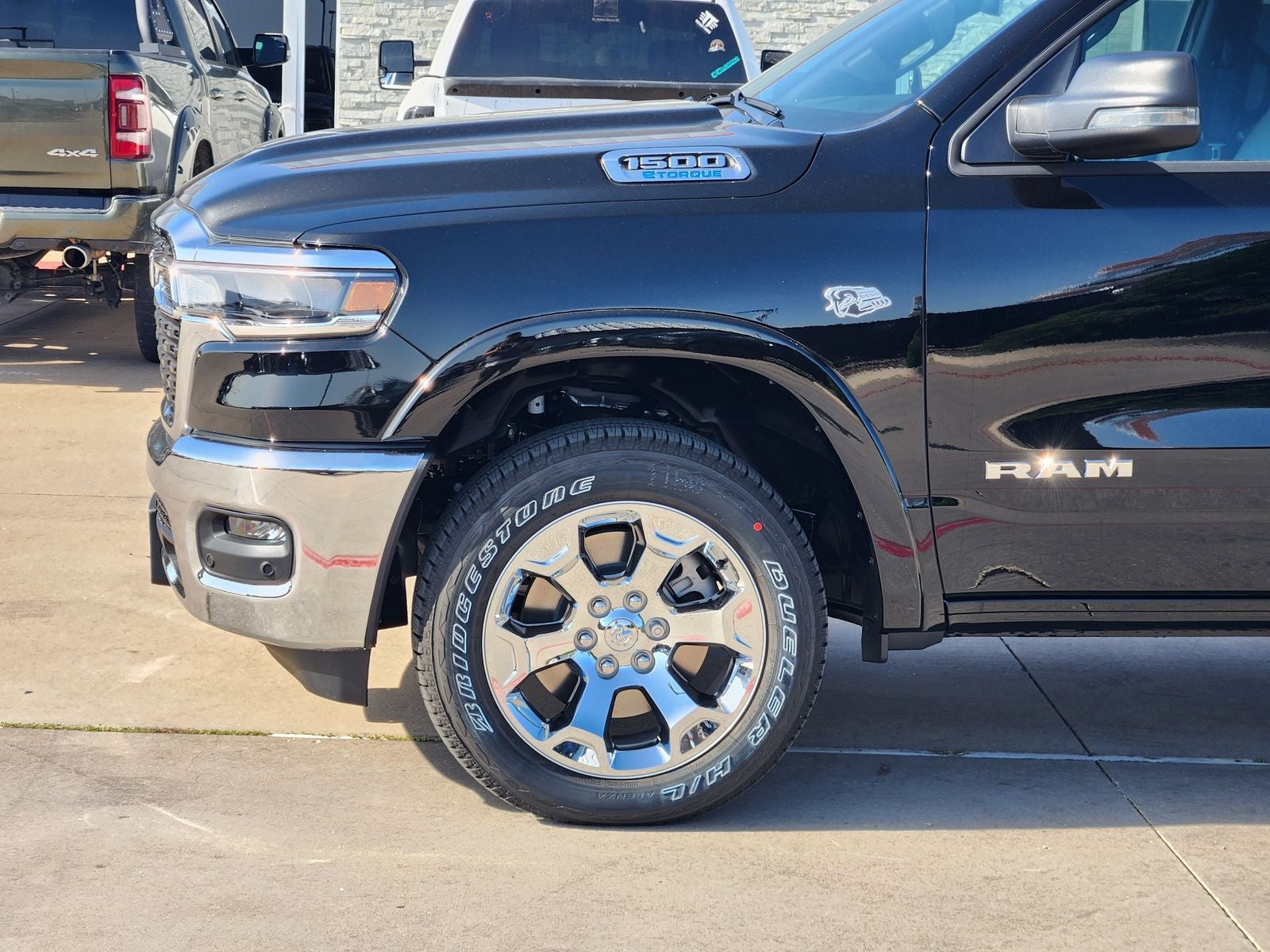 2026 RAM Ram 1500 RAM 1500 LONE STAR CREW CAB 4X4 5'7' BOX