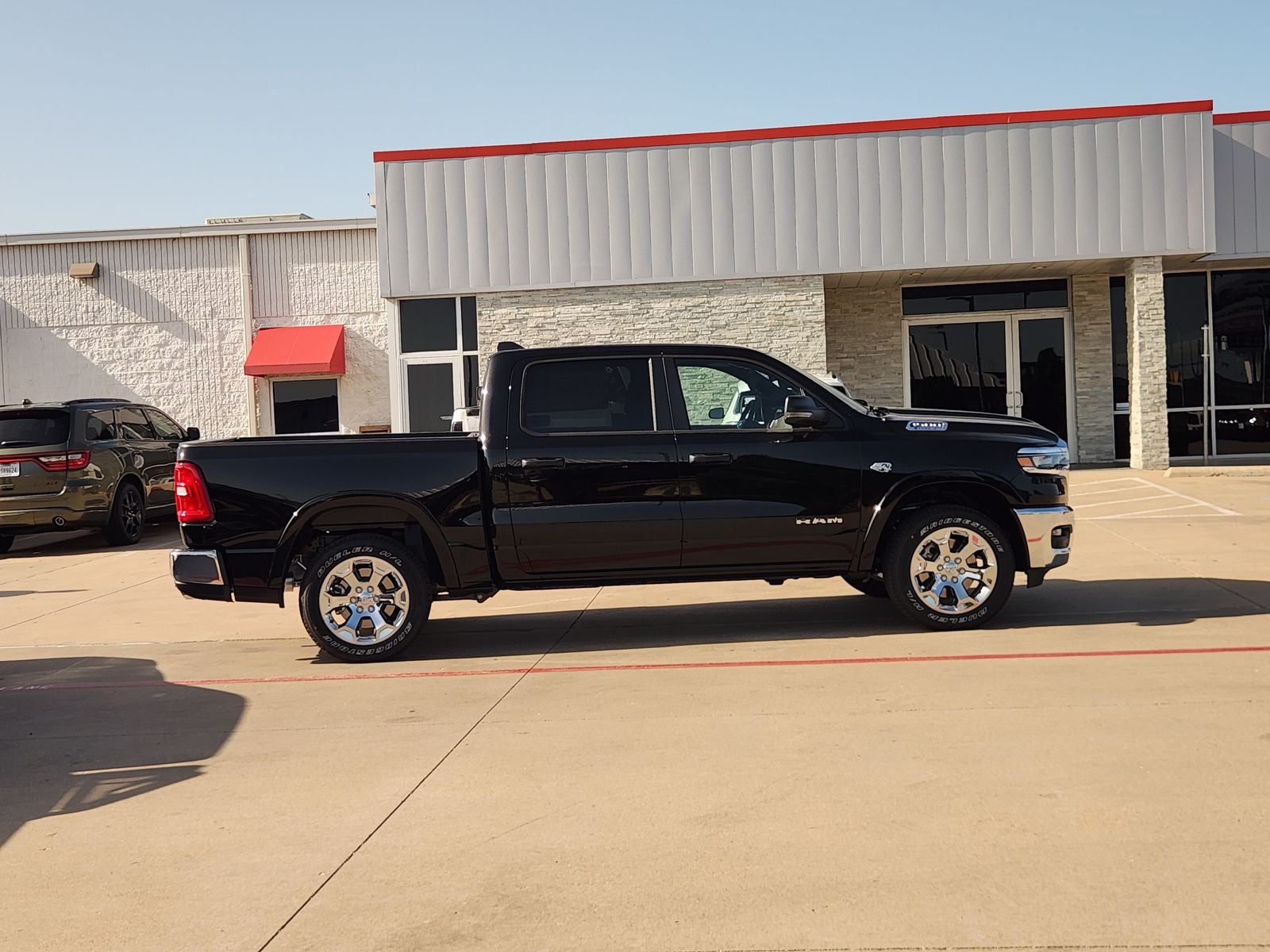 2026 RAM Ram 1500 RAM 1500 LONE STAR CREW CAB 4X4 5'7' BOX
