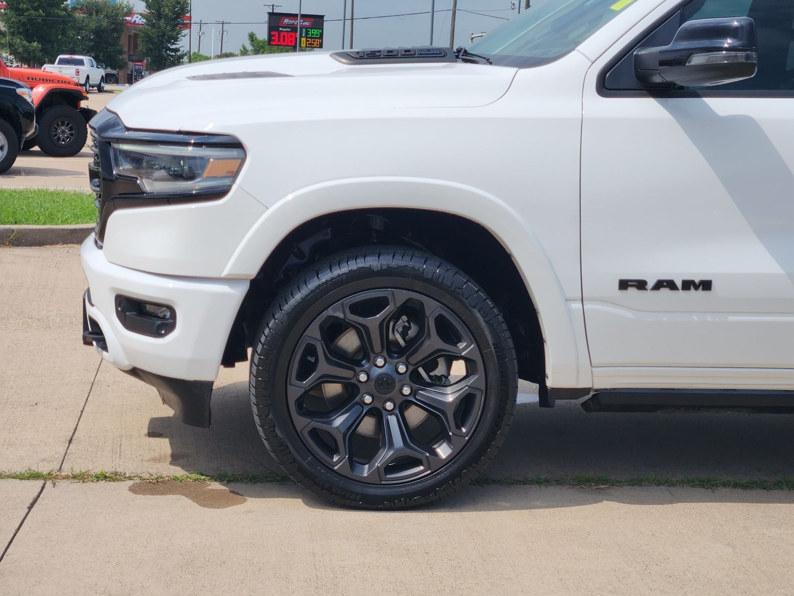 2024 RAM Ram 1500 Limited Crew Cab 4x4 5'7' Box