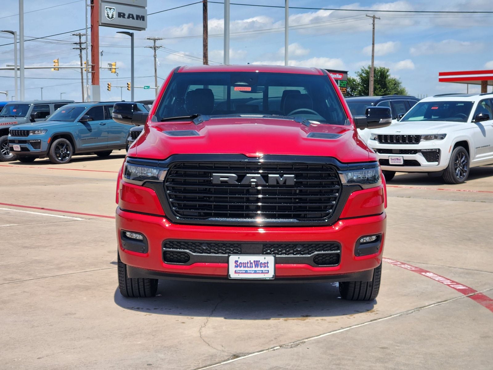 2026 RAM Ram 1500 RAM 1500 LARAMIE CREW CAB 4X4 5'7' BOX