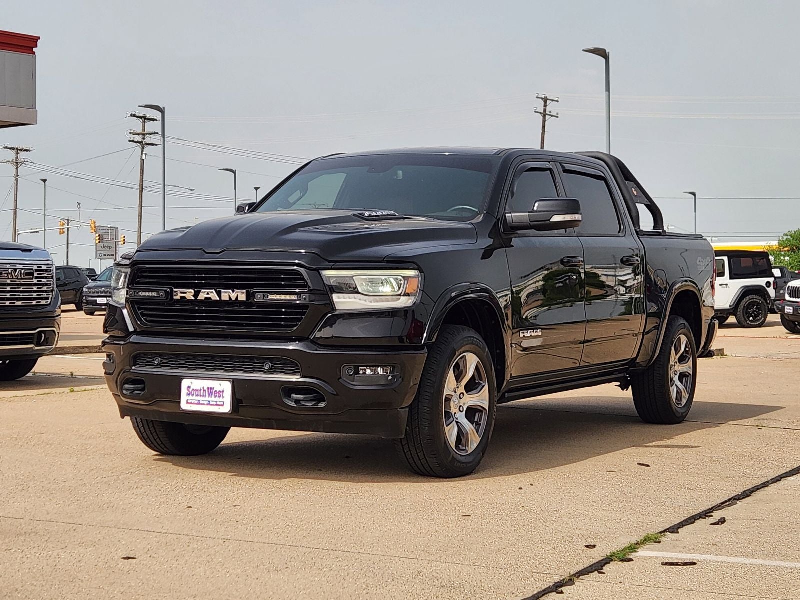 2020 RAM Ram 1500 Laramie Crew Cab 4x4 5'7' Box