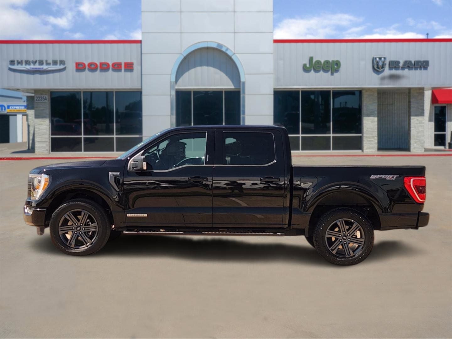 2023 Ford F-150 XLT
