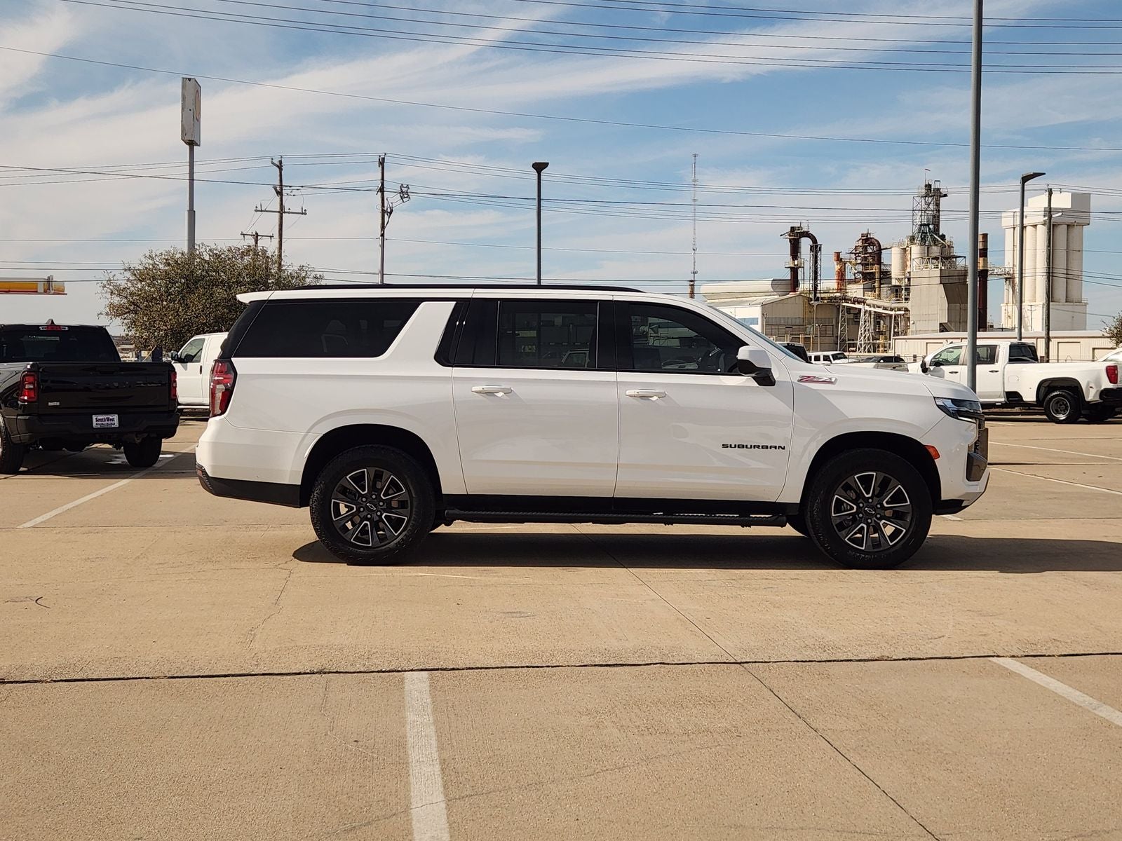 2024 Chevrolet Suburban 4WD Z71