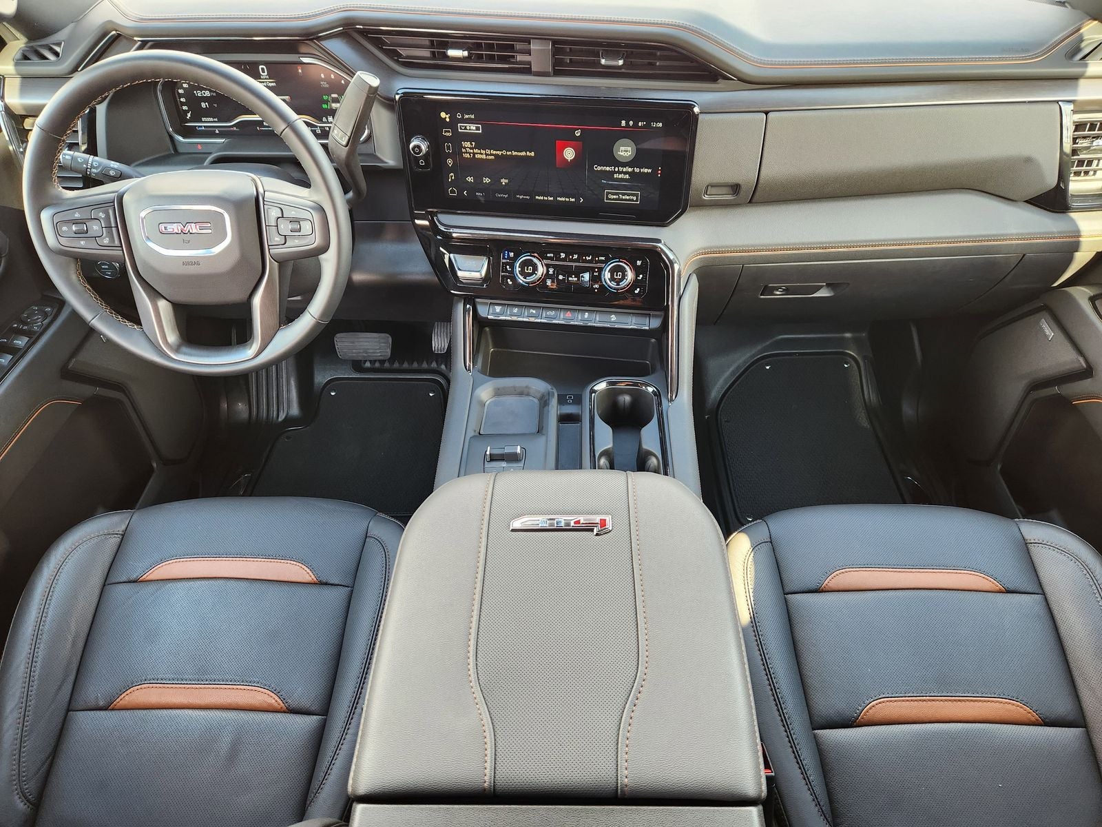 2024 GMC Sierra 2500HD 4WD Crew Cab Standard Bed AT4