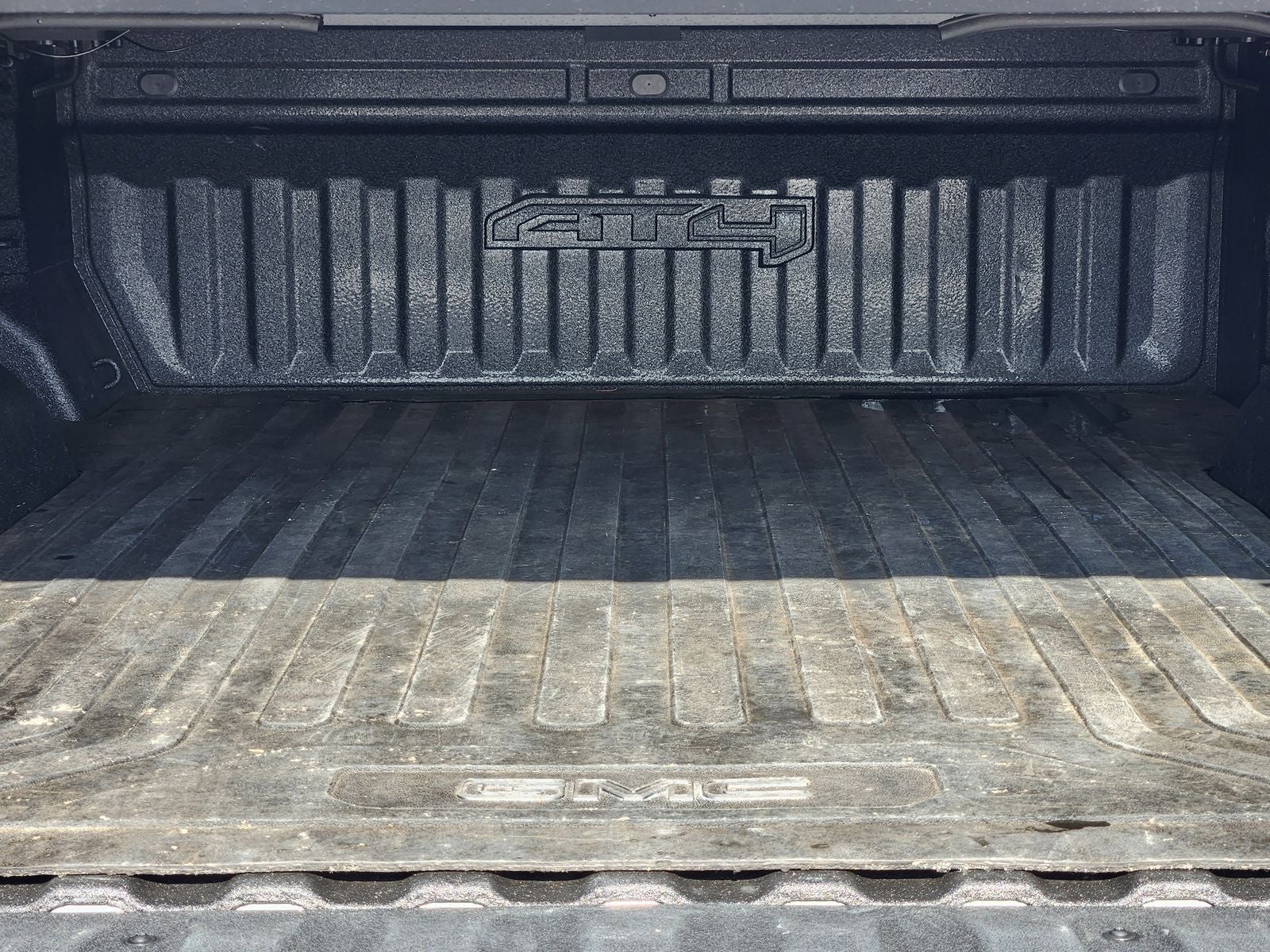 2024 GMC Sierra 2500HD 4WD Crew Cab Standard Bed AT4