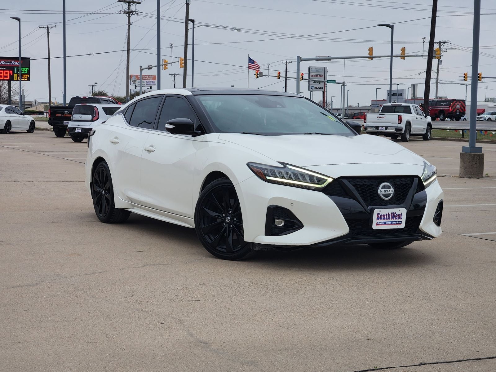 2022 Nissan Maxima SR Xtronic CVT