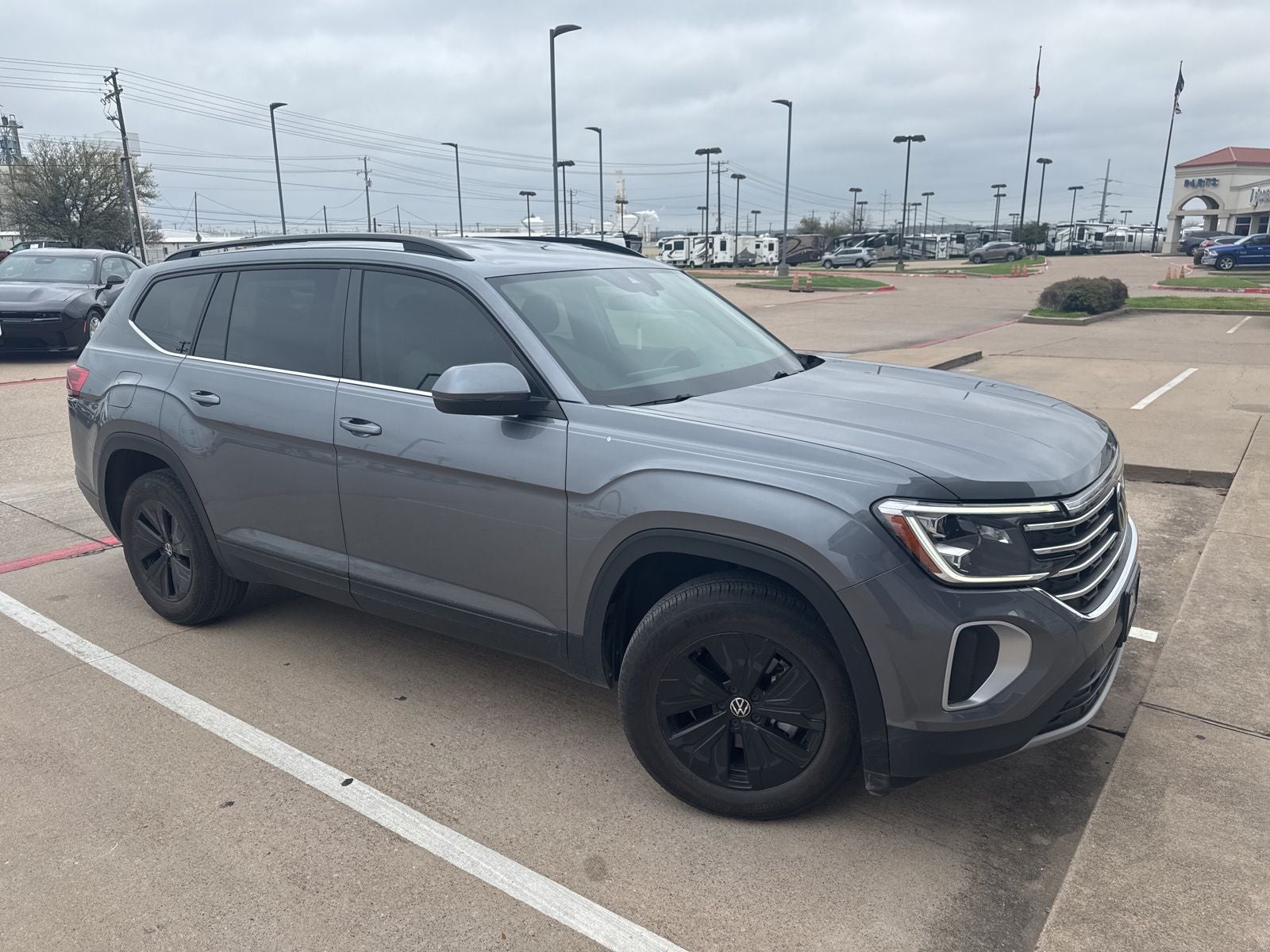 2024 Volkswagen Atlas 2.0T SE