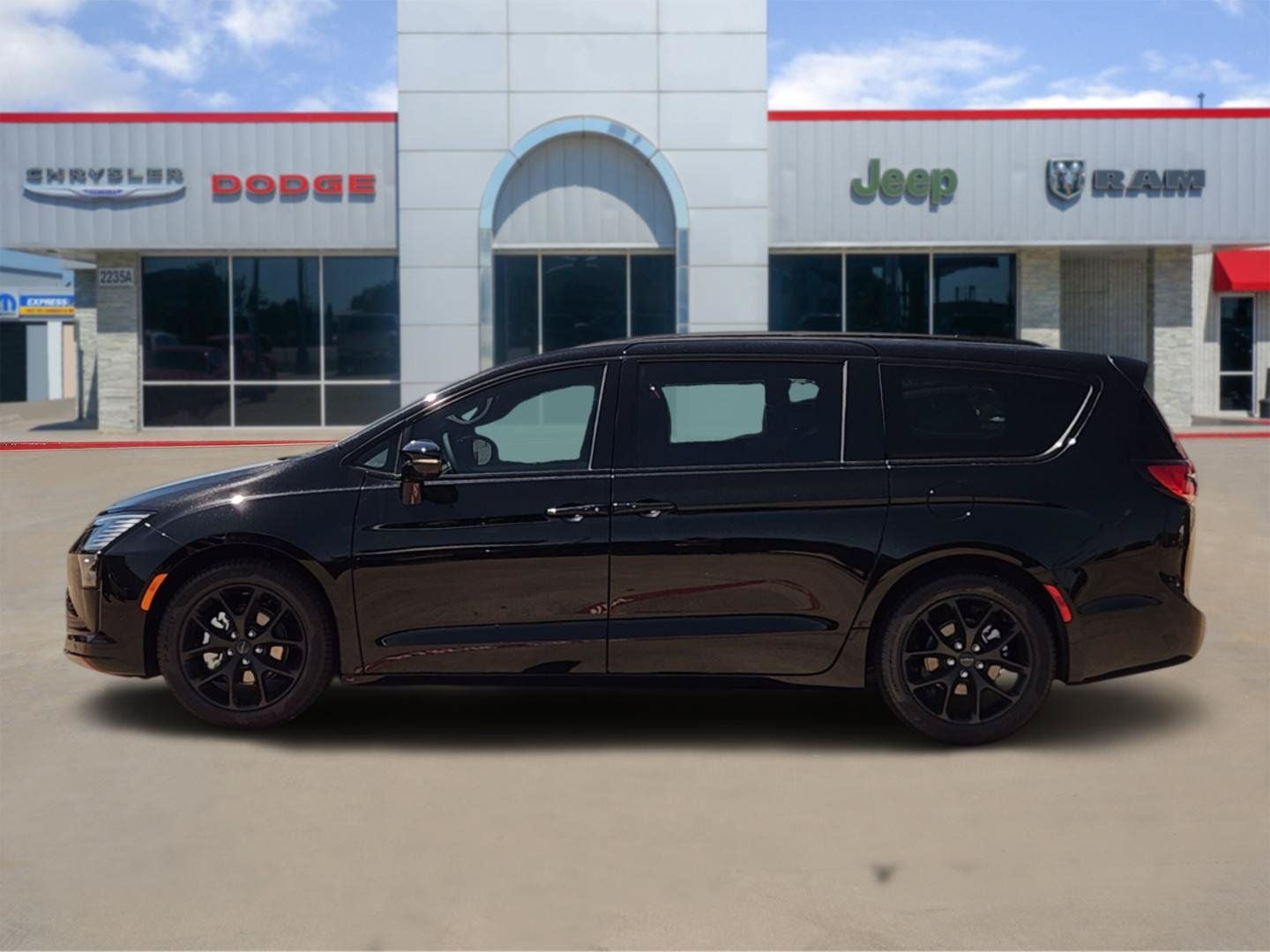 2027 Chrysler Pacifica PACIFICA LIMITED