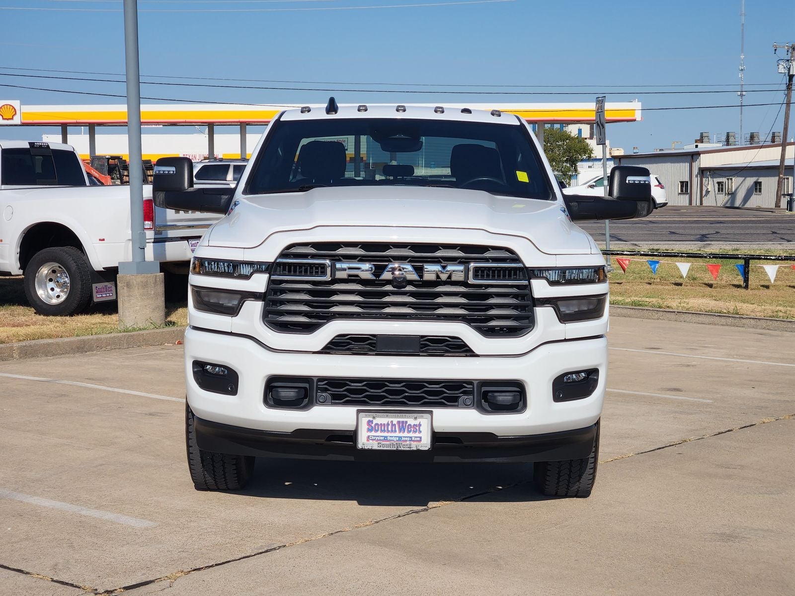 2025 RAM Ram 3500 Lone Star Crew Cab 4x4 8' Box