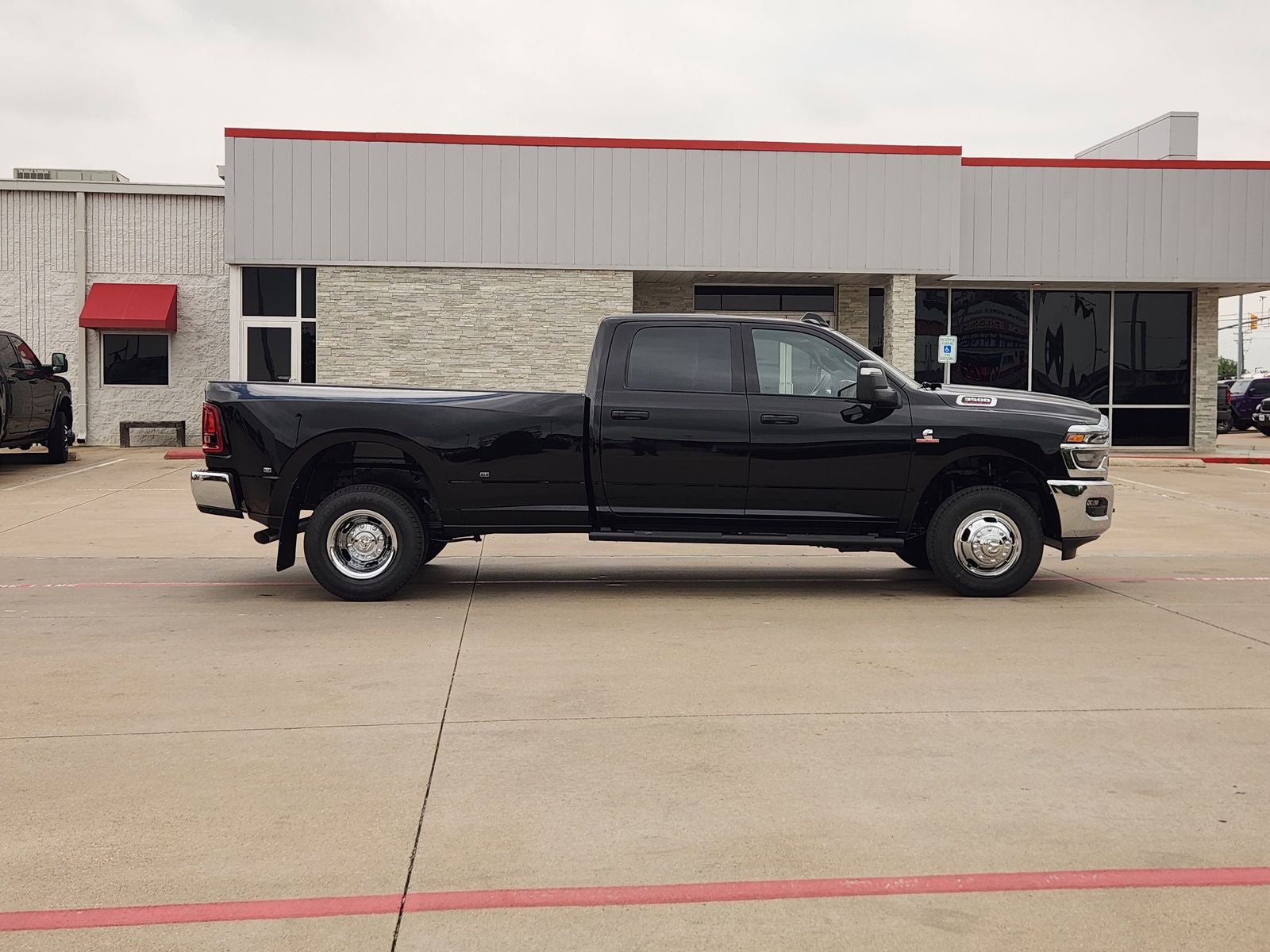2026 RAM Ram 3500 RAM 3500 TRADESMAN CREW CAB 4X4 8' BOX