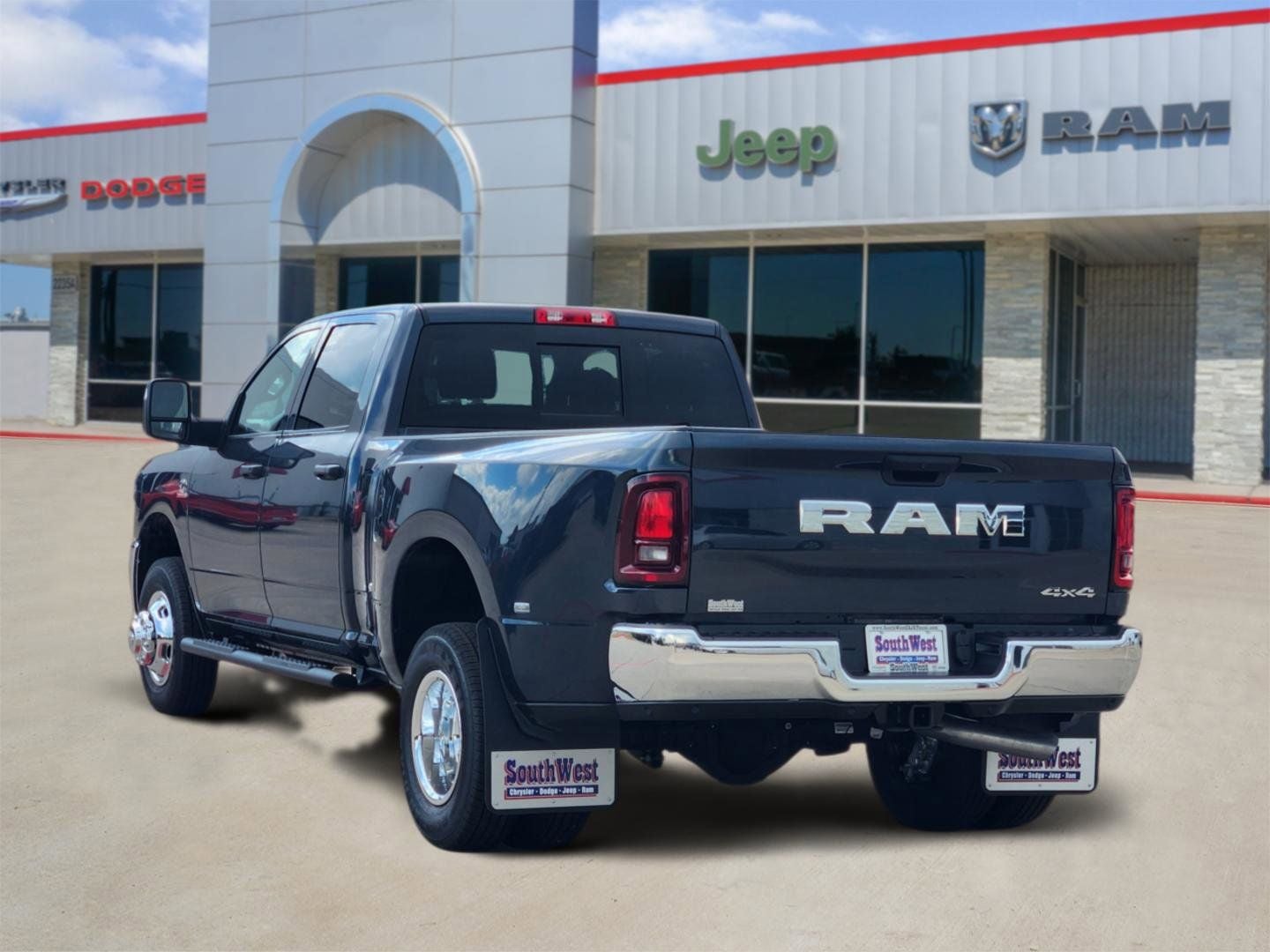 2026 RAM Ram 3500 RAM 3500 TRADESMAN CREW CAB 4X4 8' BOX