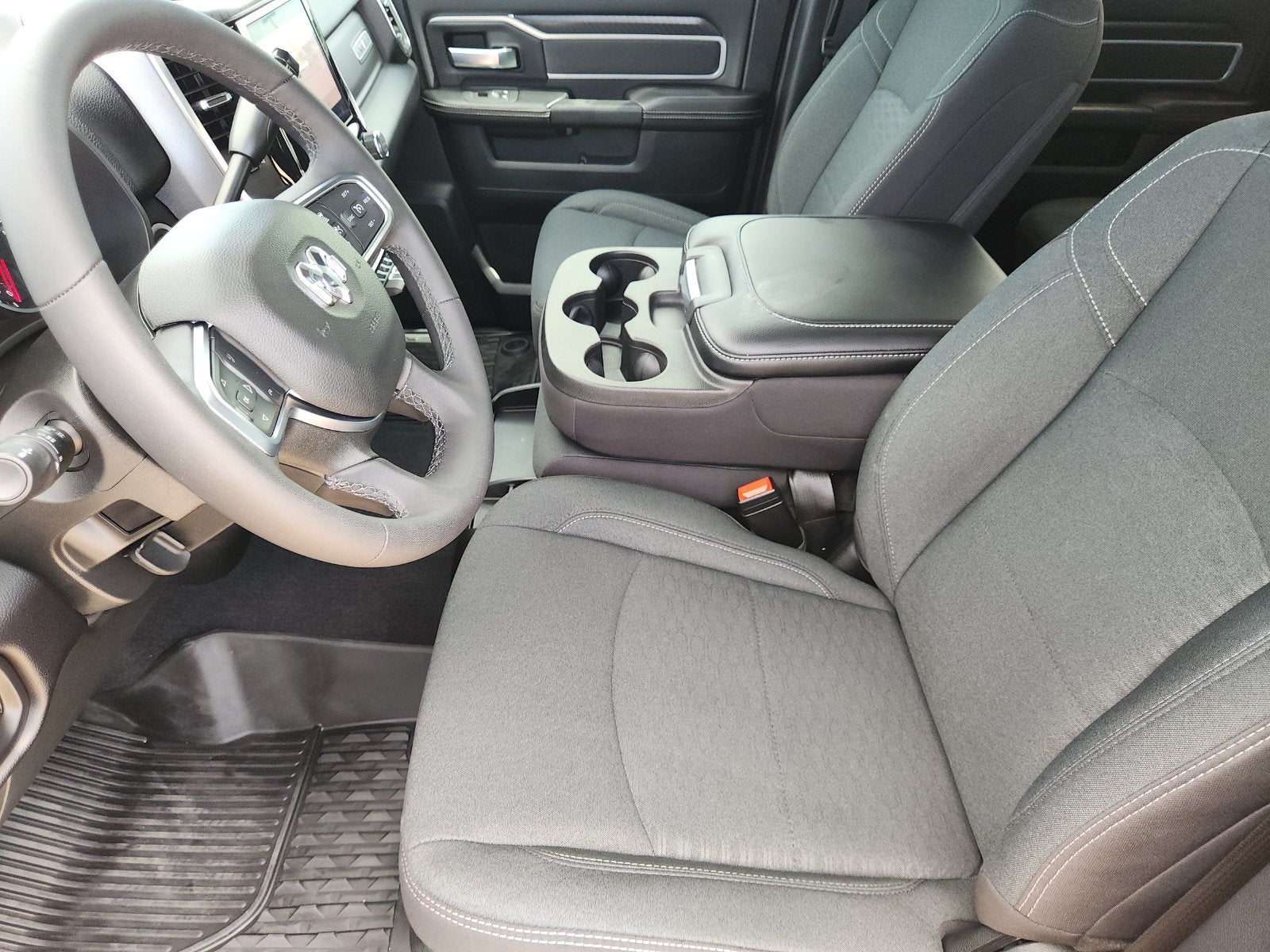 2025 RAM Ram 3500 Lone Star Crew Cab 4x4 8' Box
