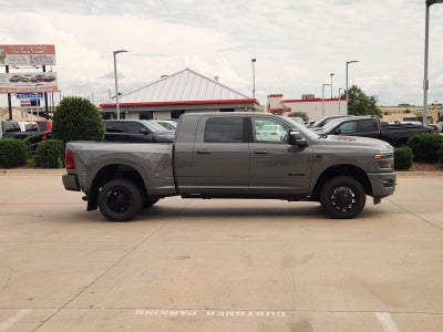 2026 RAM Ram 3500 RAM 3500 LARAMIE MEGA CAB 4X4 6'4' BOX