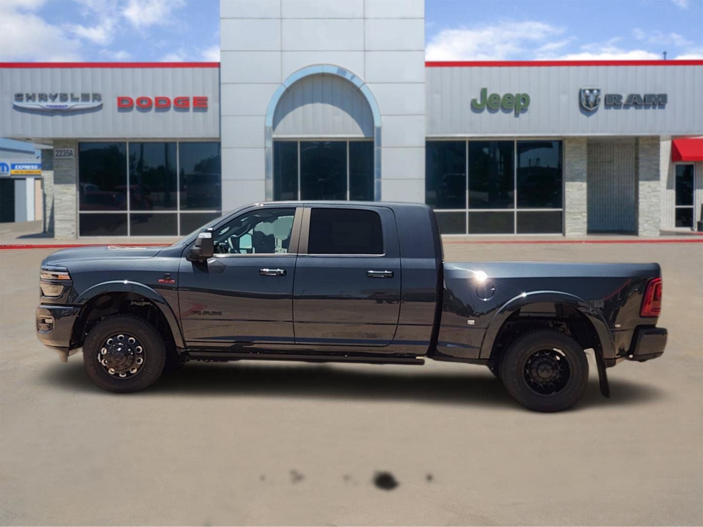 2026 RAM Ram 3500 RAM 3500 LIMITED MEGA CAB 4X4 6'4' BOX