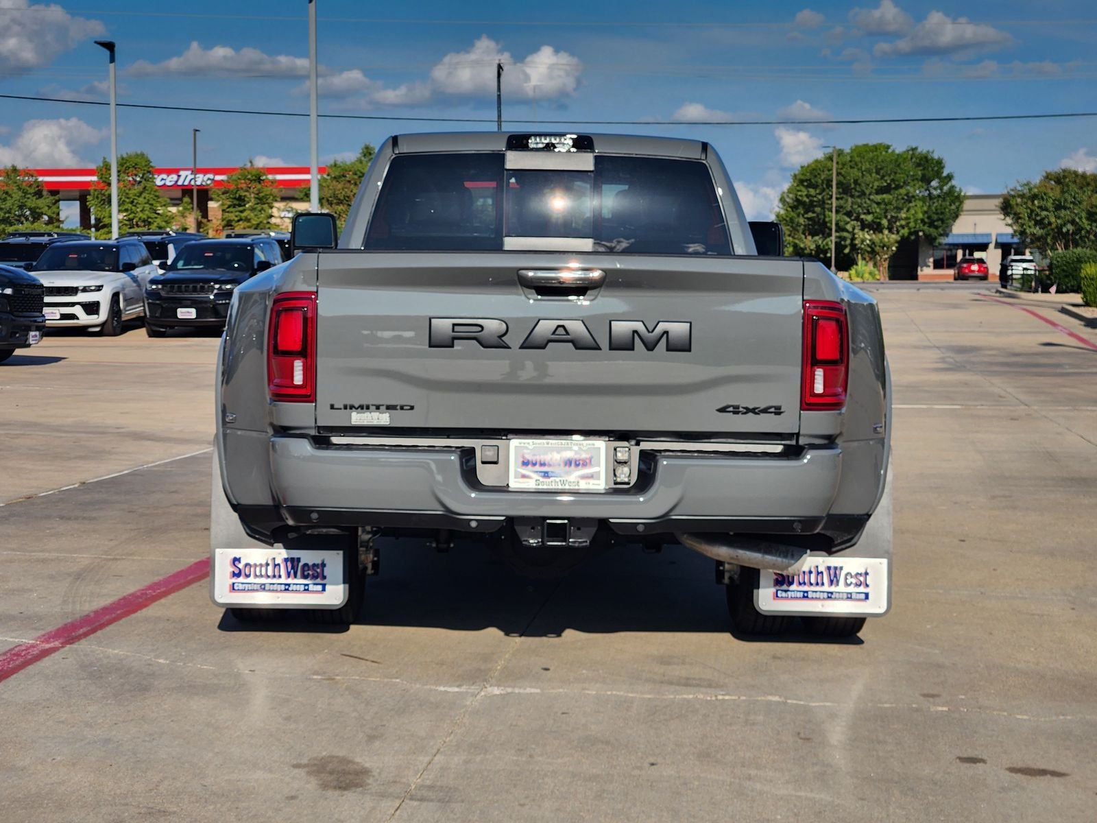 2026 RAM Ram 3500 RAM 3500 LIMITED MEGA CAB 4X4 6'4' BOX