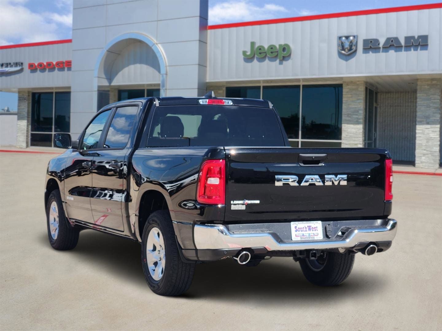 2026 RAM Ram 1500 RAM 1500 LONE STAR CREW CAB 4X2 5'7' BOX