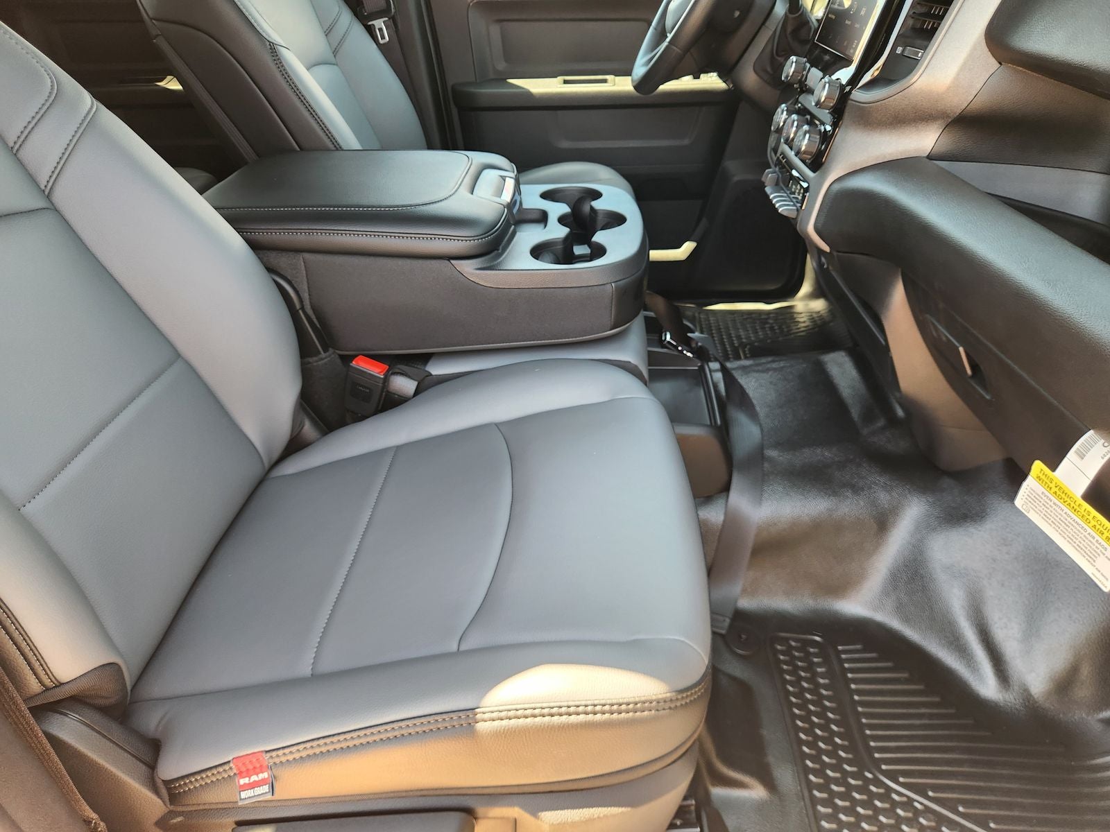 2026 RAM Ram 2500 RAM 2500 TRADESMAN CREW CAB 4X4 6'4' BOX