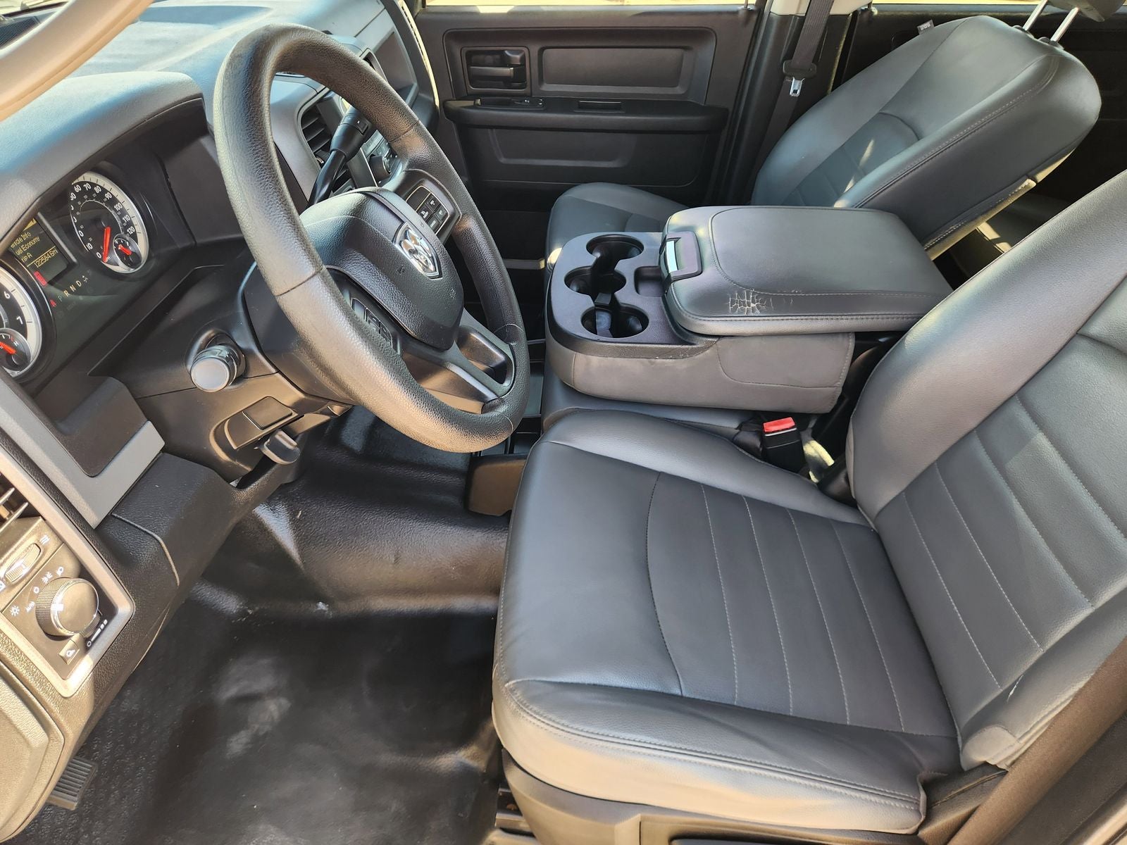 2017 RAM Ram 2500 Tradesman Crew Cab 4x4 6'4' Box