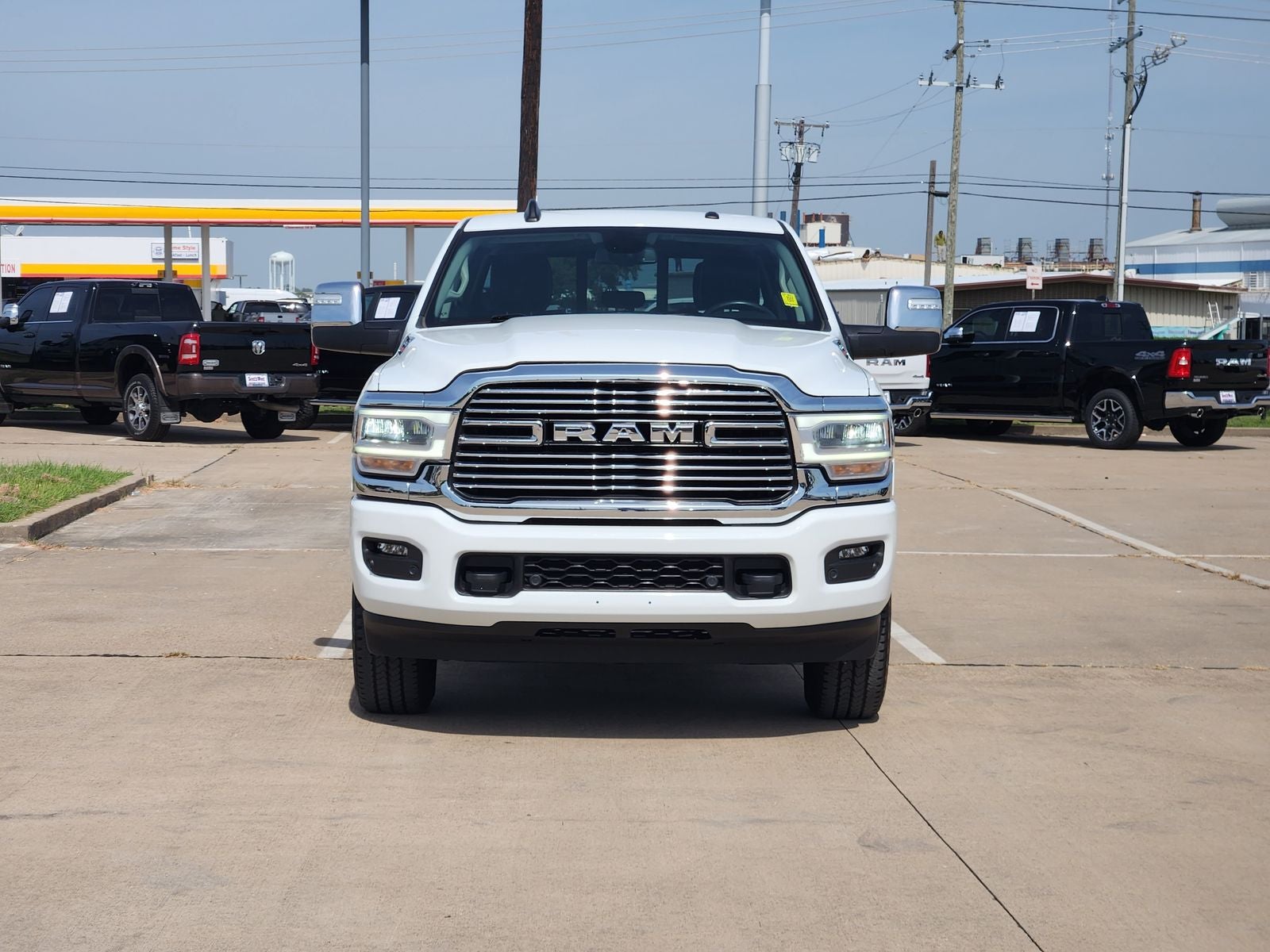 2024 RAM Ram 2500 Laramie Crew Cab 4x4 6'4' Box