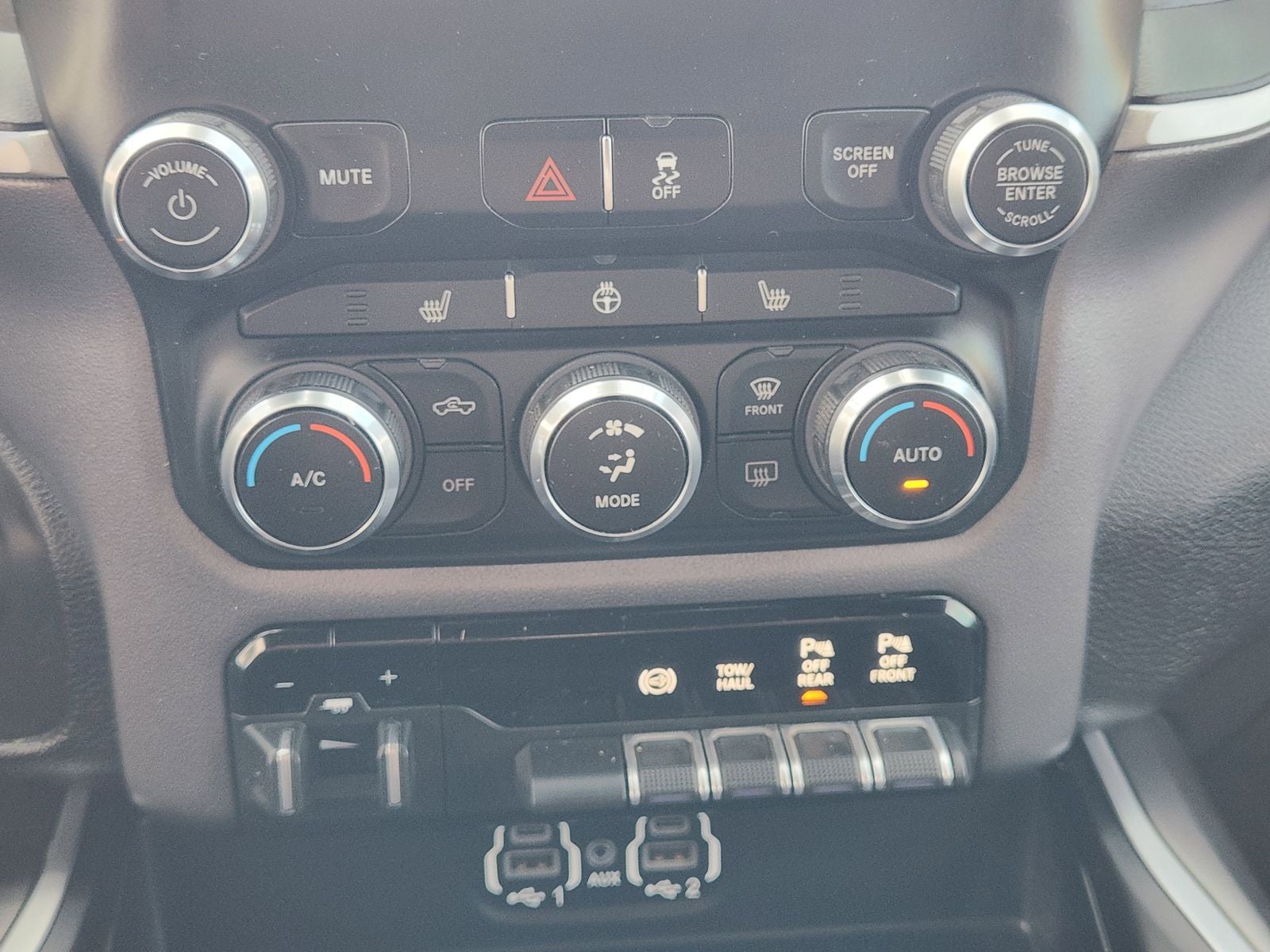 2022 RAM Ram 2500 Big Horn Crew Cab 4x4 8' Box