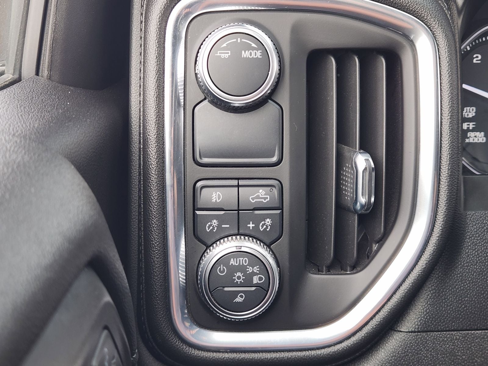 2021 GMC Sierra 1500 2WD Crew Cab Short Box SLT