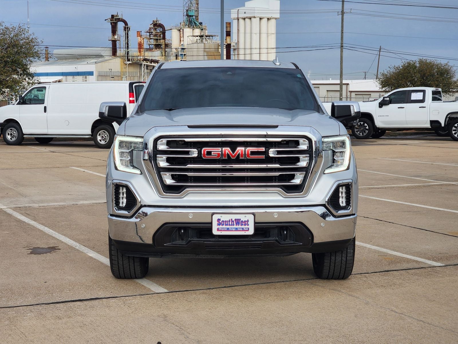 2021 GMC Sierra 1500 2WD Crew Cab Short Box SLT