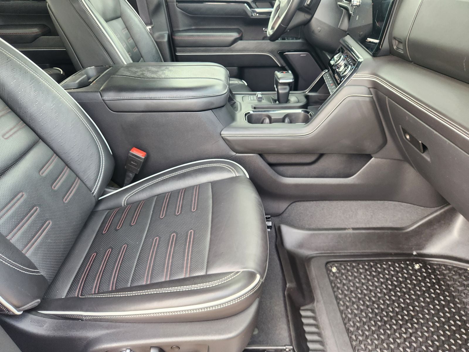 2023 GMC Sierra 1500 4WD Crew Cab Short Box AT4X