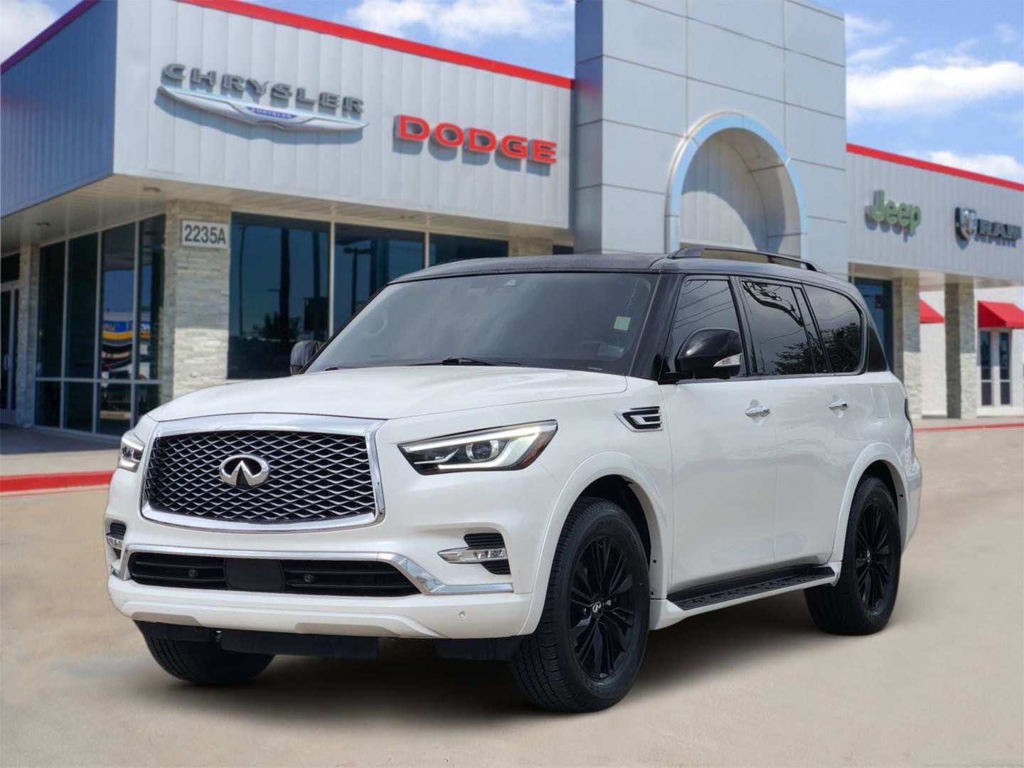 2021 INFINITI QX80 LUXE