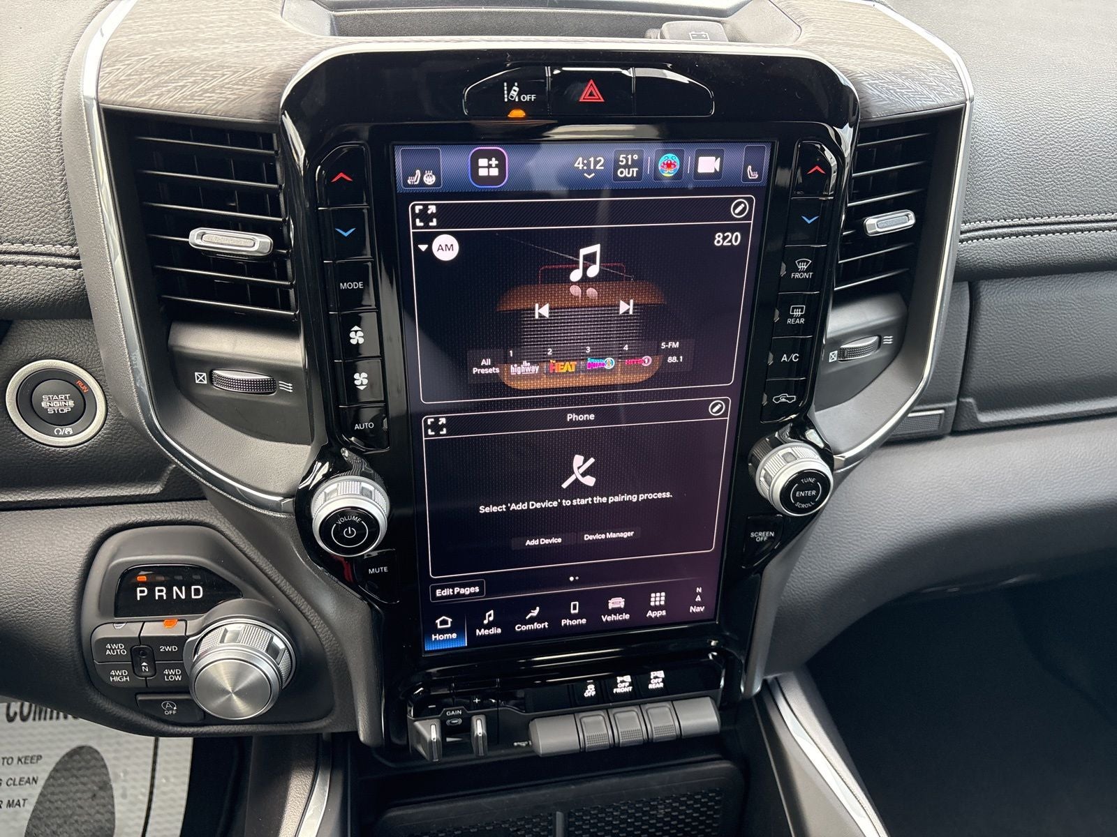 2025 RAM Ram 1500 Laramie Crew Cab 4x4 5'7' Box