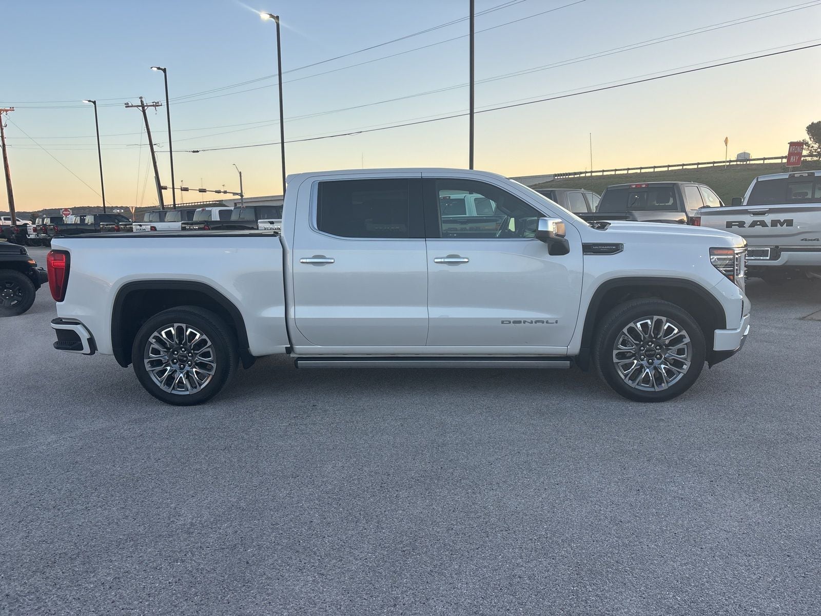 2023 GMC Sierra 1500 4WD Crew Cab Short Box Denali Ultimate