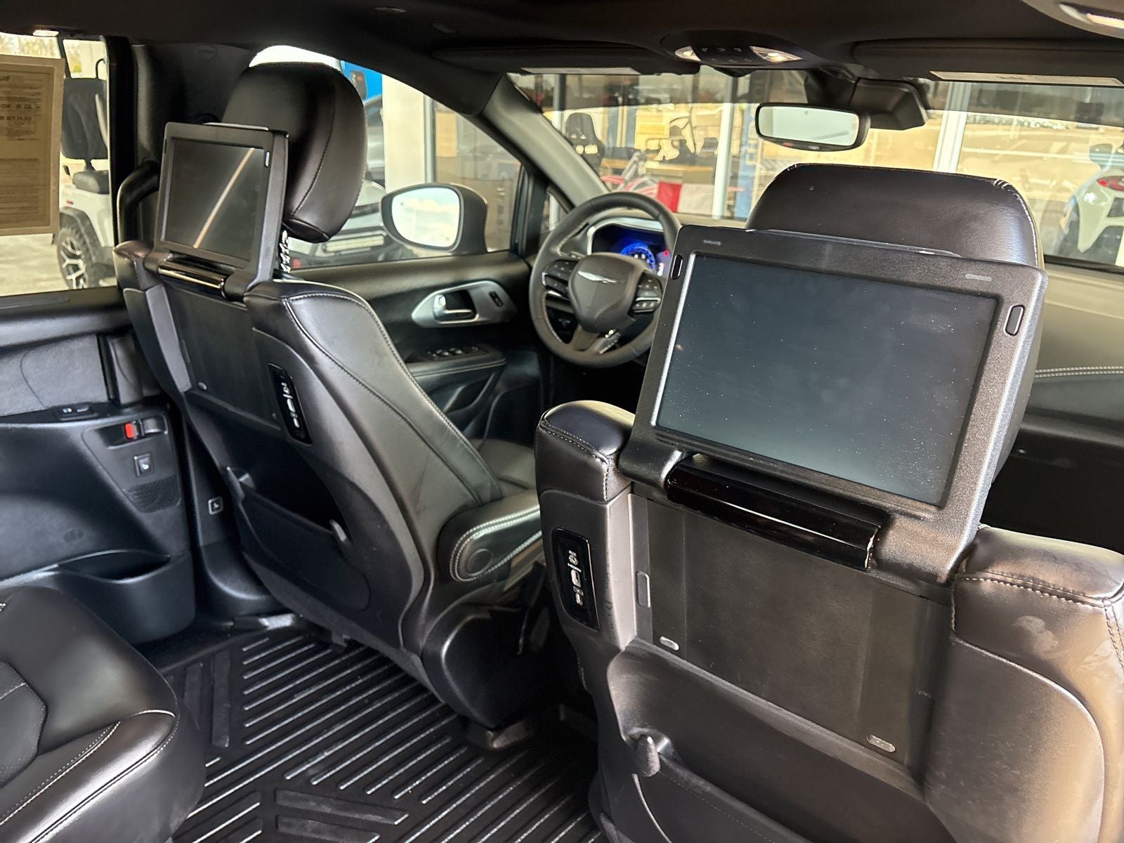 2023 Chrysler Pacifica Touring L AWD