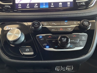 2023 Chrysler Pacifica Touring L AWD