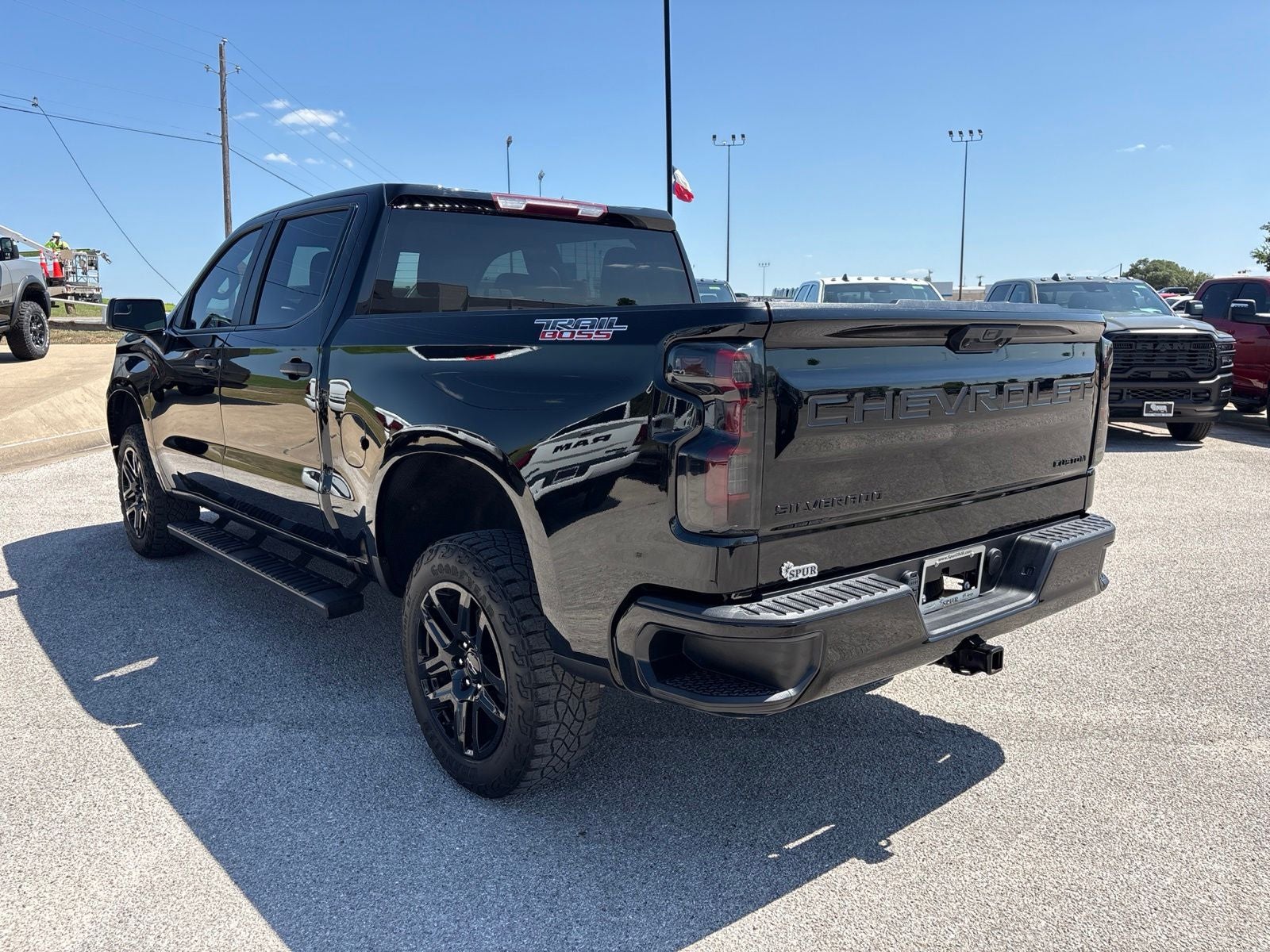 2024 Chevrolet Silverado 1500 4WD Crew Cab Short Bed Custom Trail Boss