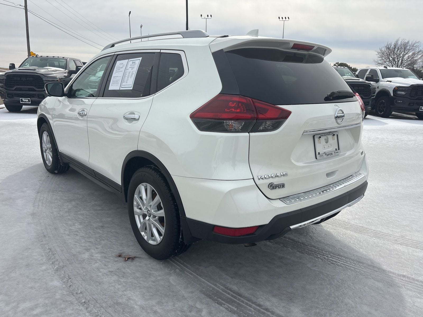 2018 Nissan Rogue SV
