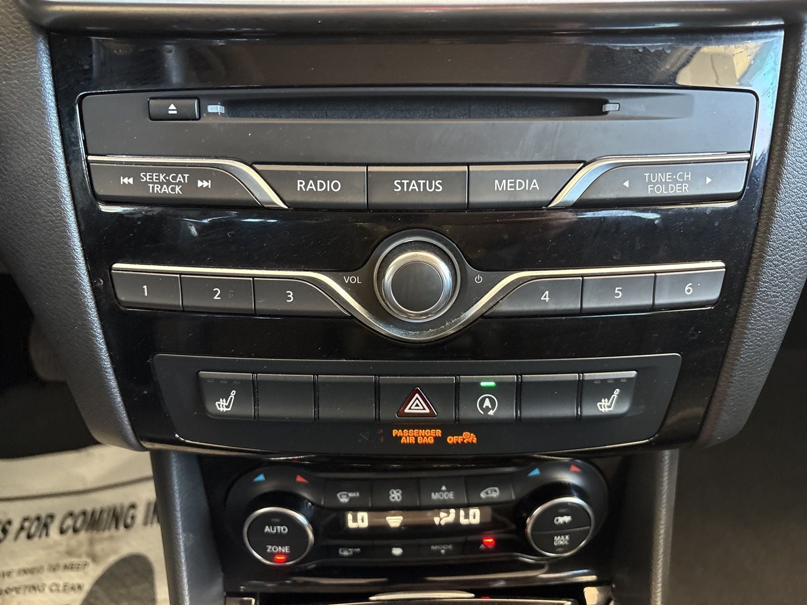 2019 INFINITI QX30 LUXE