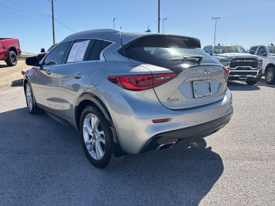 2019 INFINITI QX30 LUXE
