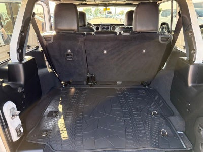 2022 Jeep Wrangler Unlimited High Tide 4x4
