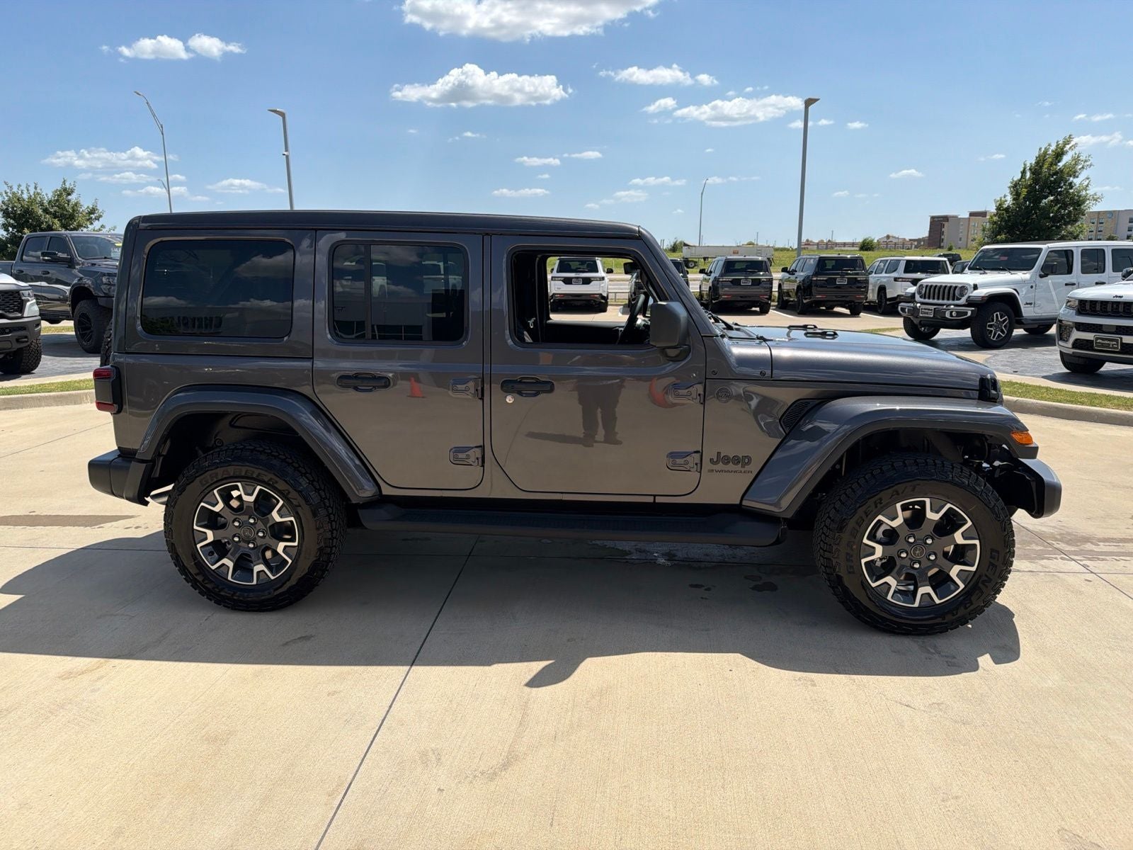 2026 Jeep Wrangler WRANGLER 4-DOOR SAHARA