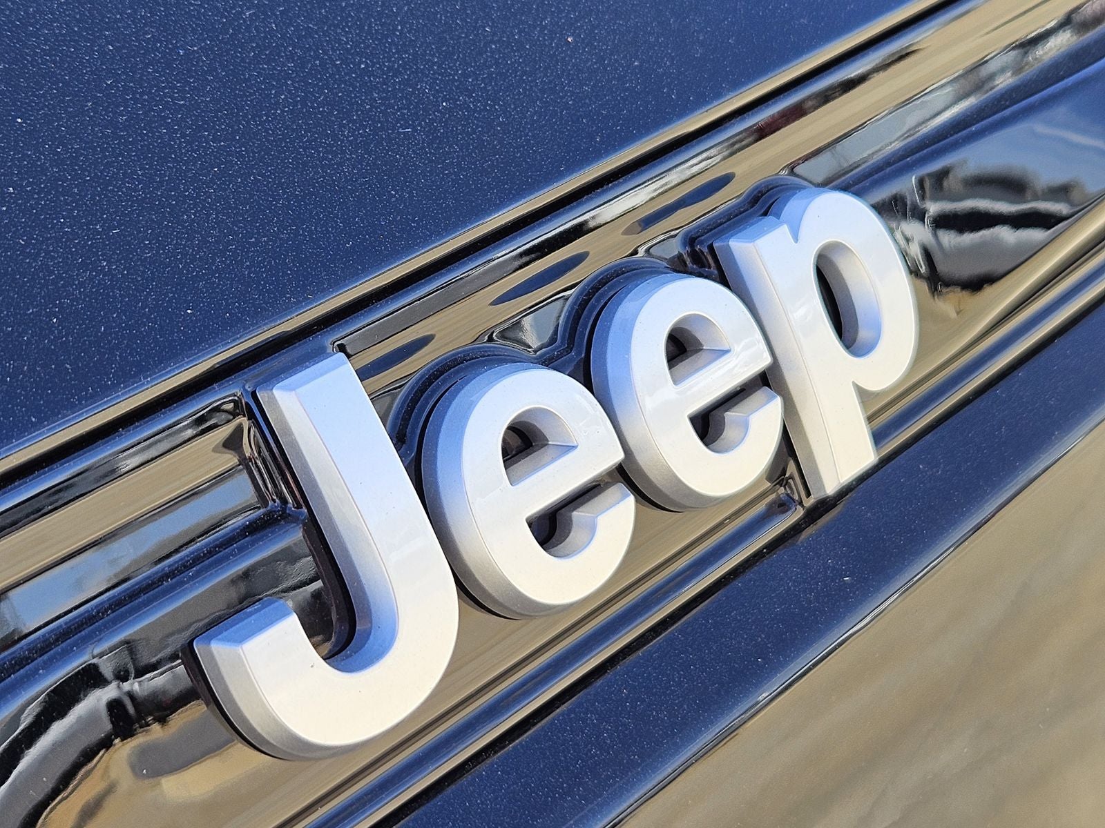 2026 Jeep Grand Cherokee GRAND CHEROKEE LAREDO 4X2