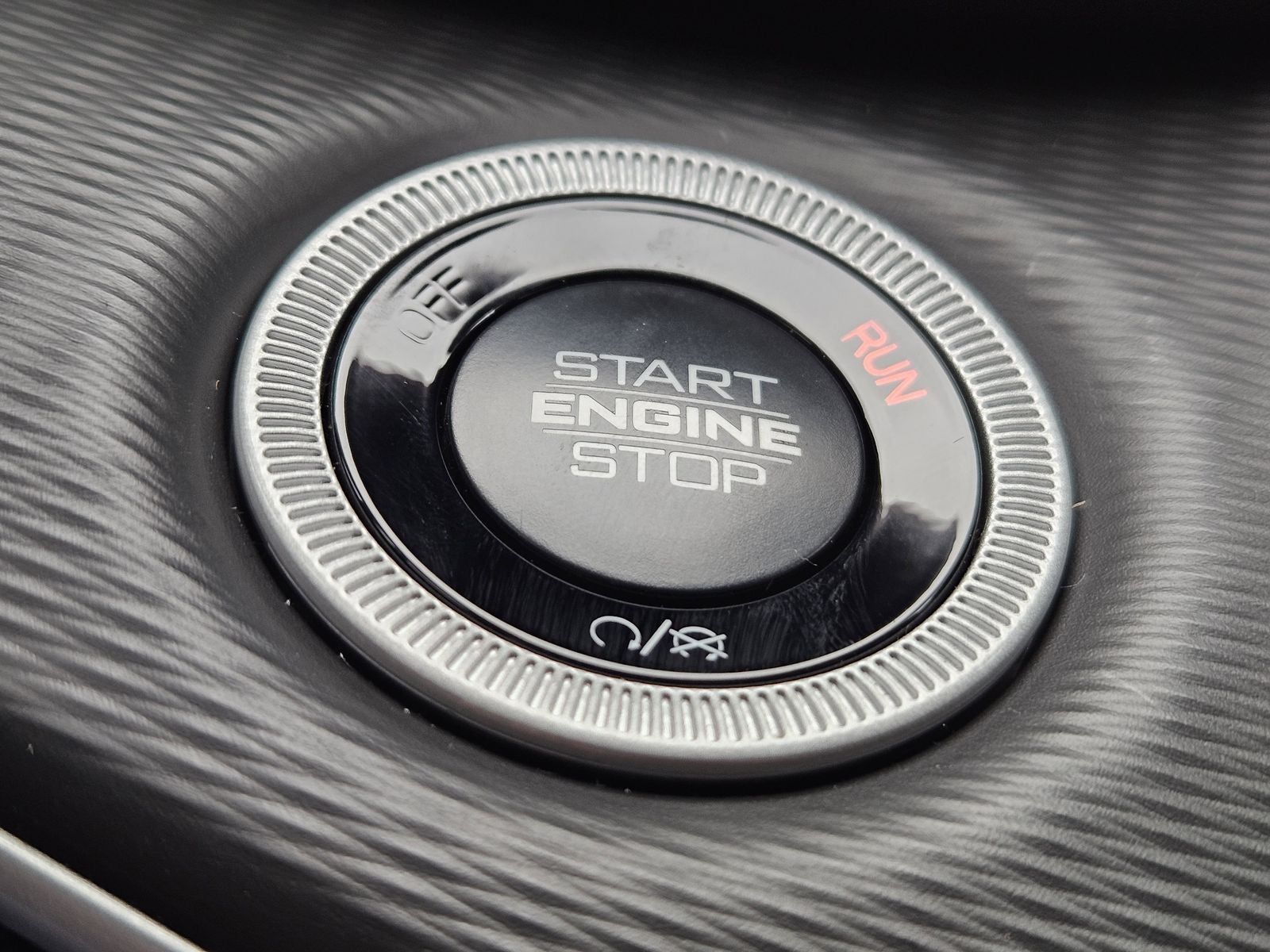 2026 Jeep Grand Cherokee GRAND CHEROKEE LAREDO 4X2