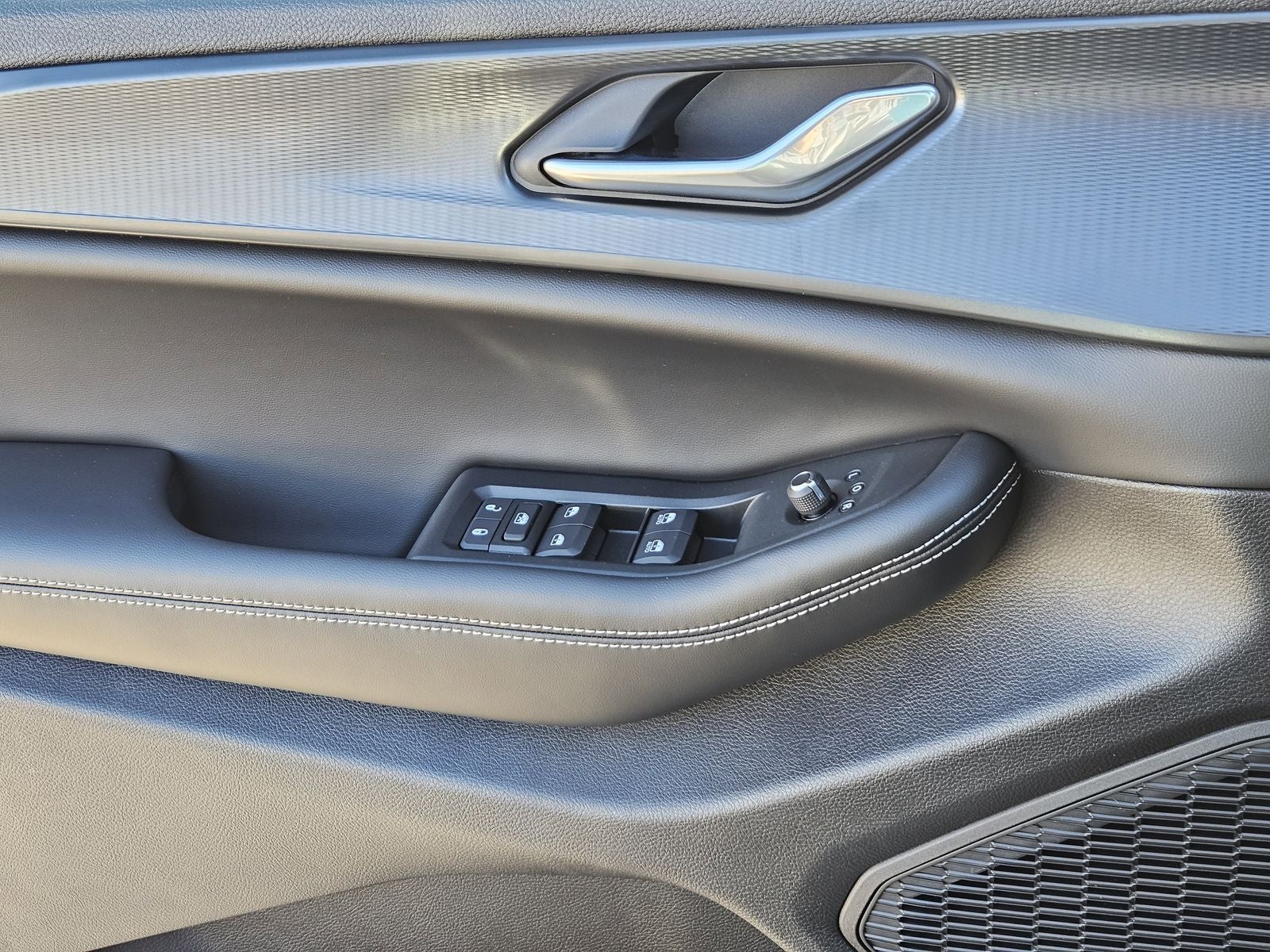 2025 Jeep Grand Cherokee GRAND CHEROKEE ALTITUDE 4X2