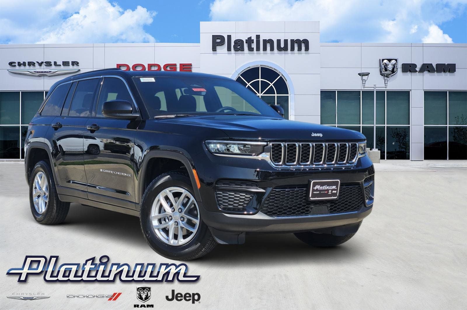 2025 Jeep Grand Cherokee GRAND CHEROKEE LAREDO X 4X2