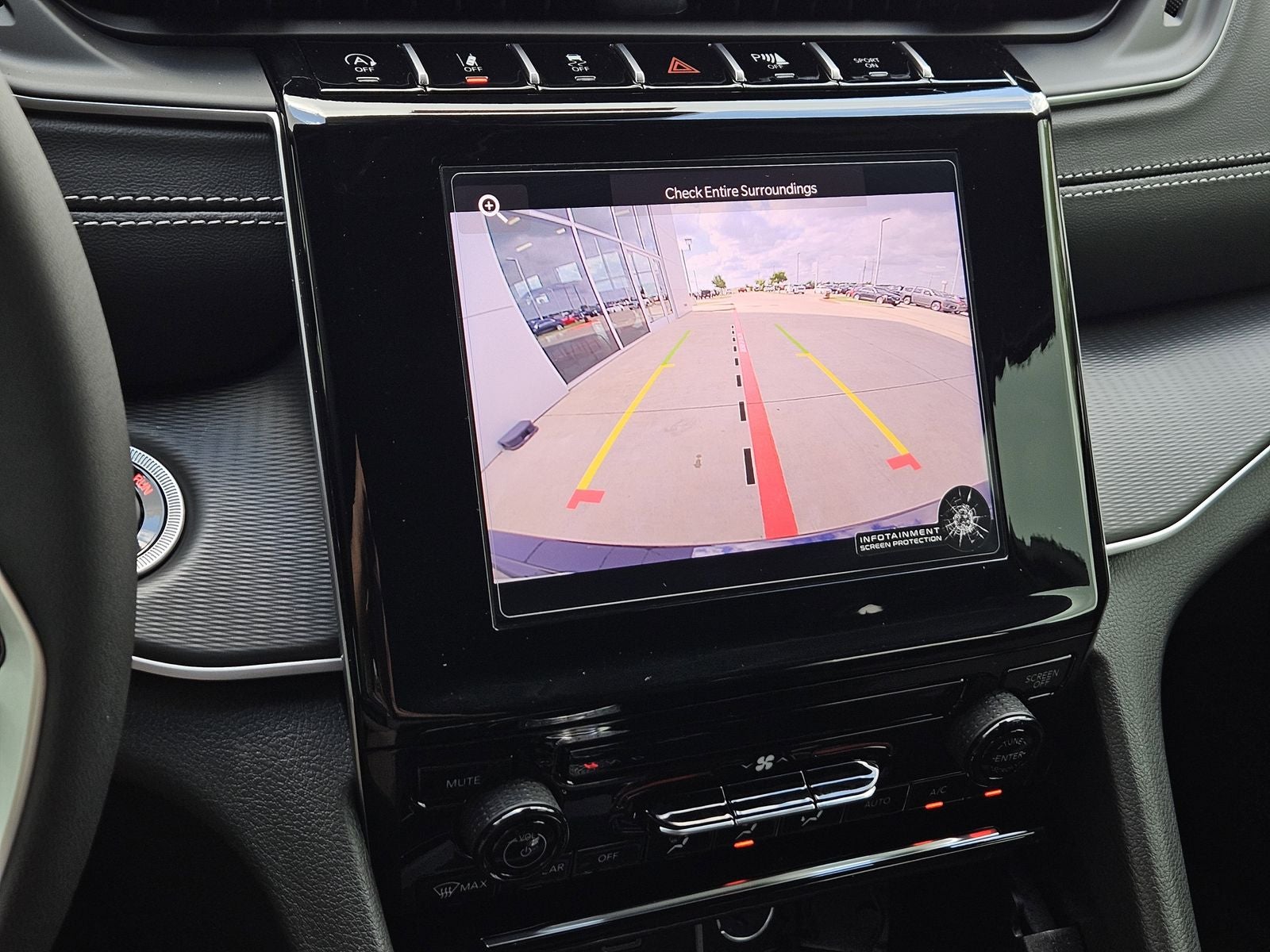 2026 Jeep Grand Cherokee GRAND CHEROKEE LAREDO 4X2
