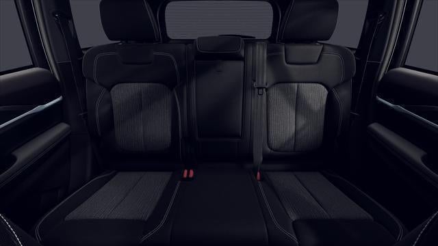 2026 Jeep Grand Cherokee GRAND CHEROKEE LAREDO 4X2