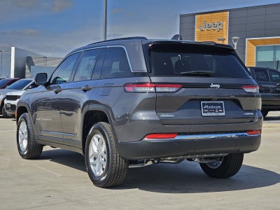 2026 Jeep Grand Cherokee GRAND CHEROKEE LAREDO 4X2